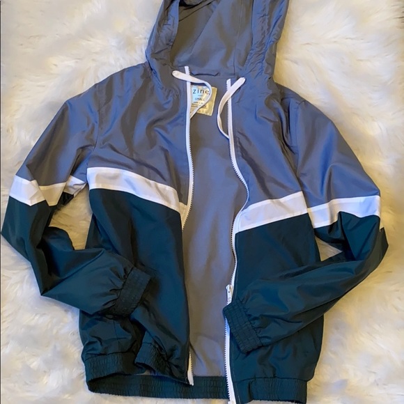 Color block wind breaker - Picture 1 of 1